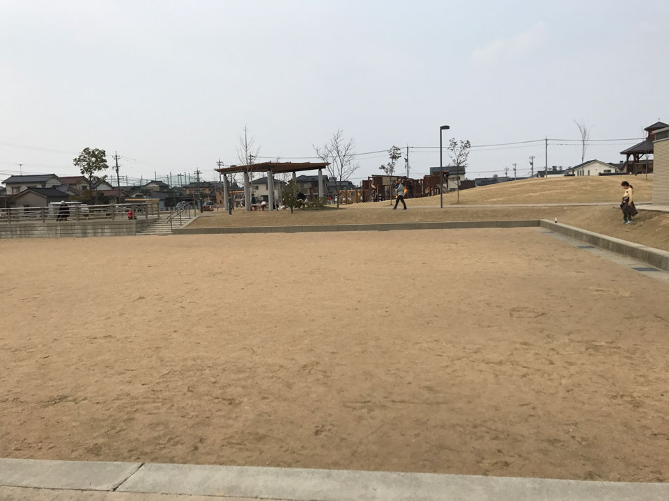 住宅設計 計画地の近くの公園