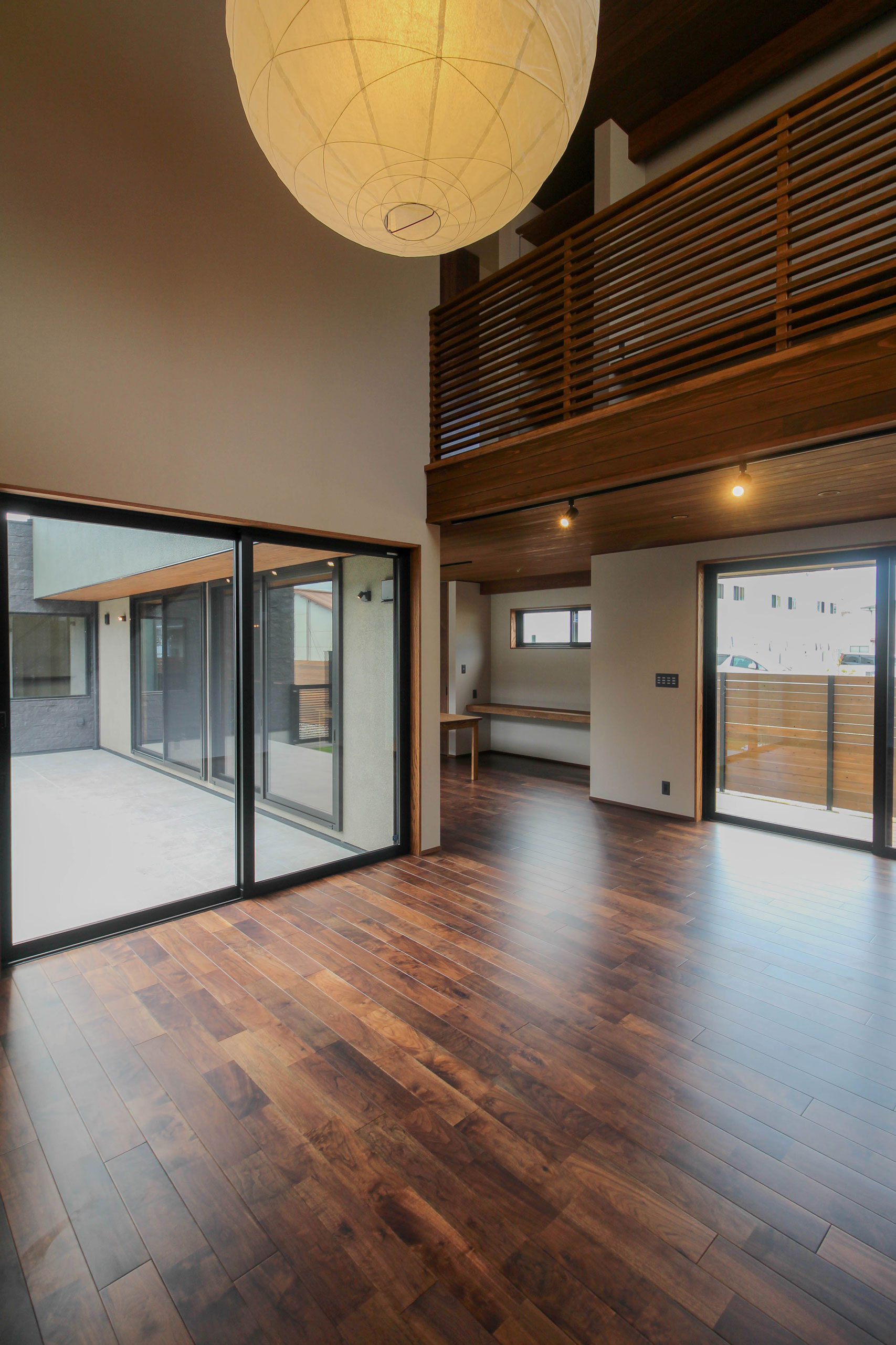 KK4 HOUSE