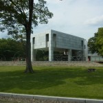 群馬県立近代美術館 – 磯崎新