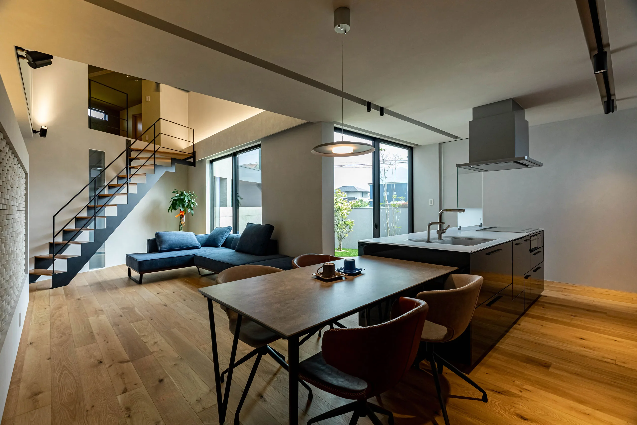 HK MODEL HOUSE LDK