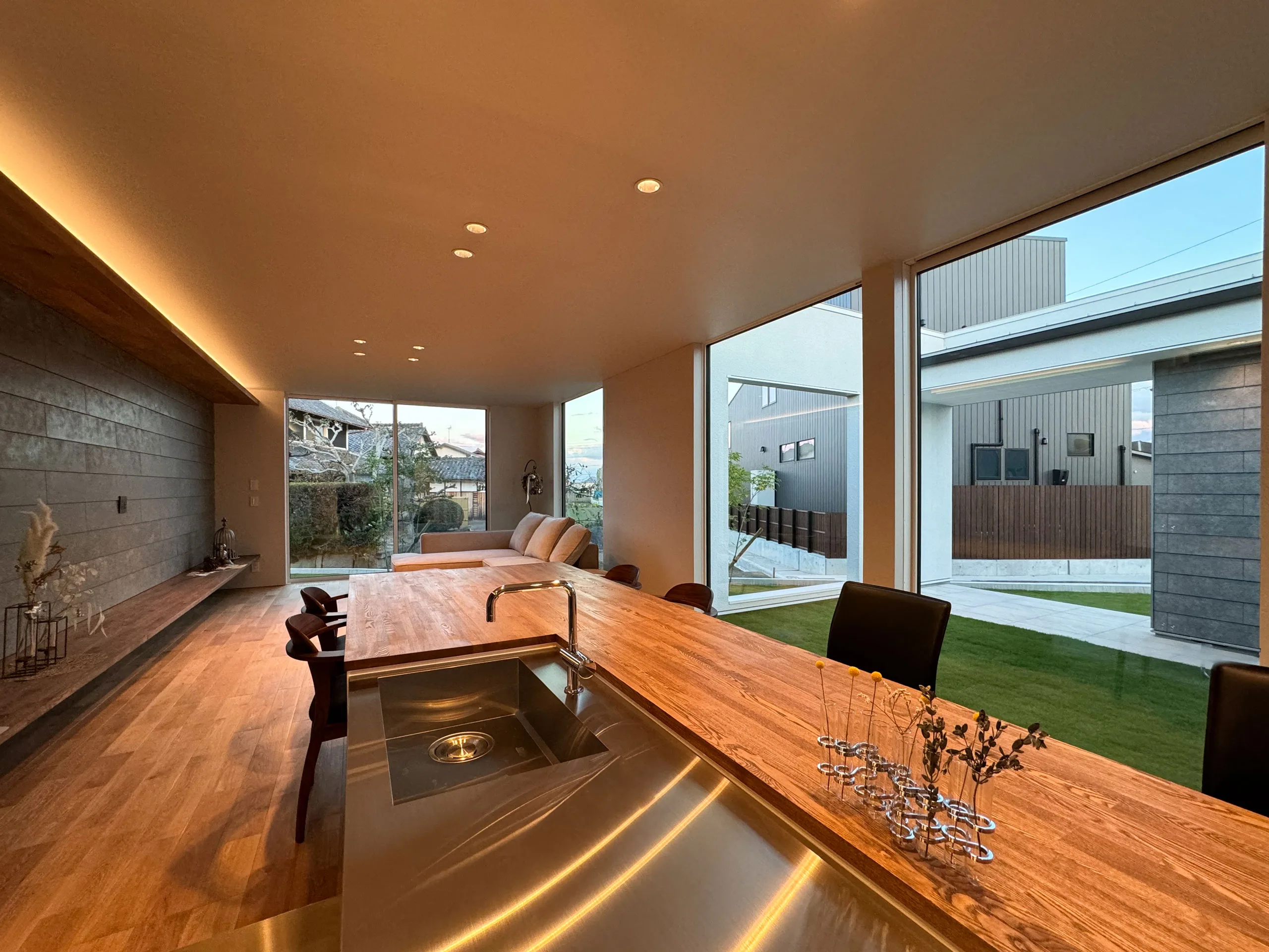 IEHAKU MODEL HOUSE キッチン