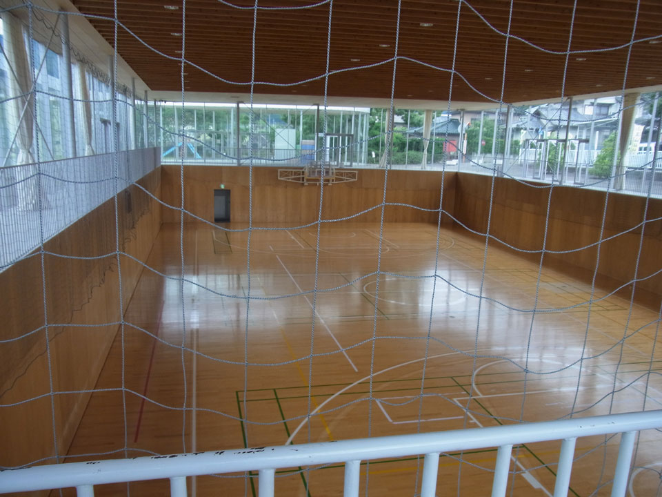 鬼石多目的ホール 体育館