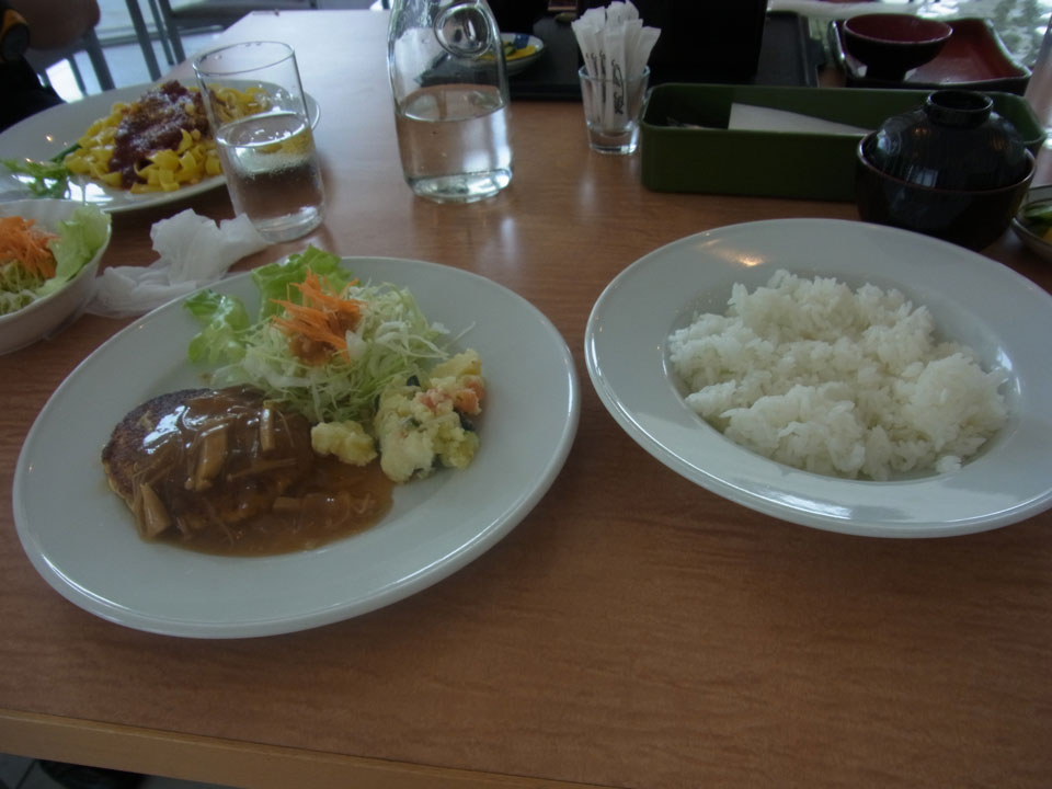 群馬県立近代美術館 レストラン