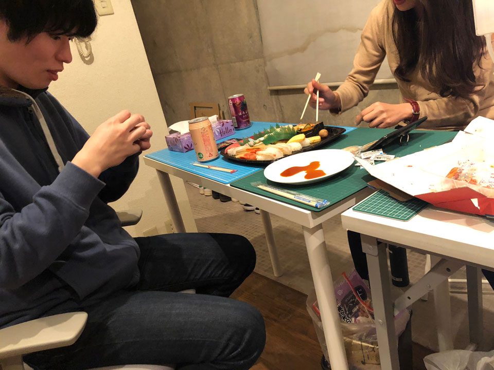 デザイン事務所の納会でのお寿司